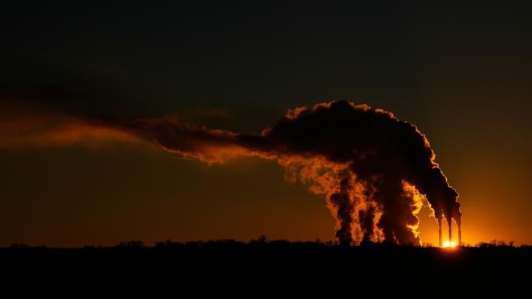 The Jeffrey Energy Center coal-fired power plant operates at sunset near Emmett, Kan., Saturday, Jan. 3, 2026, in Topeka, Kan. (AP Photo / Charlie Riedel)