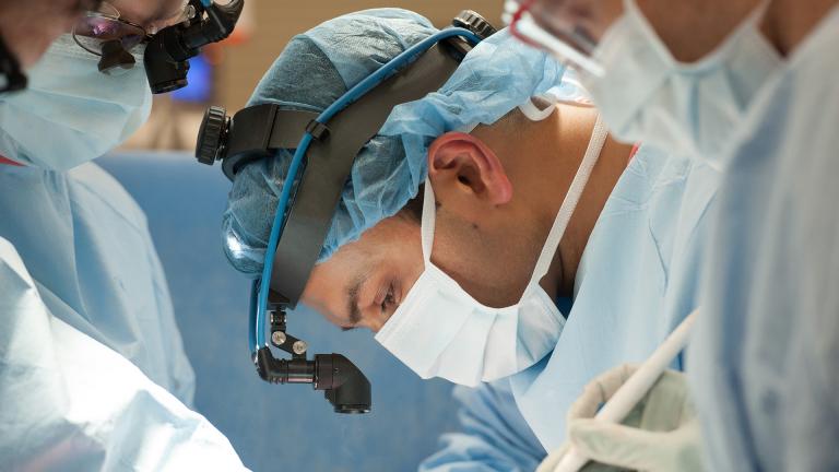 Dr. Ankit Bharat chief of thoracic surgery and surgical director of the Northwestern Medicine Lung Transplant Program. (©Copyright 2020, Northwestern Medicine)