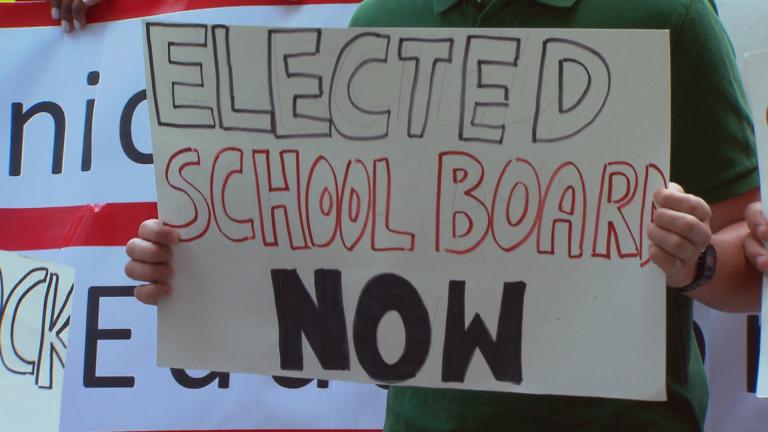 Supporters of an elected school board demonstrate in April 2019. (WTTW News) Supporters of an elected school board demonstrate in April 2019. (WTTW News)