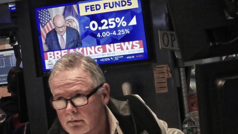 Trader Michael Conlon works on the floor of the New York Stock Exchange as the rate decision of the Federal Reserve is announced, Wednesday, Sept. 17, 2025. (AP Photo / Richard Drew)