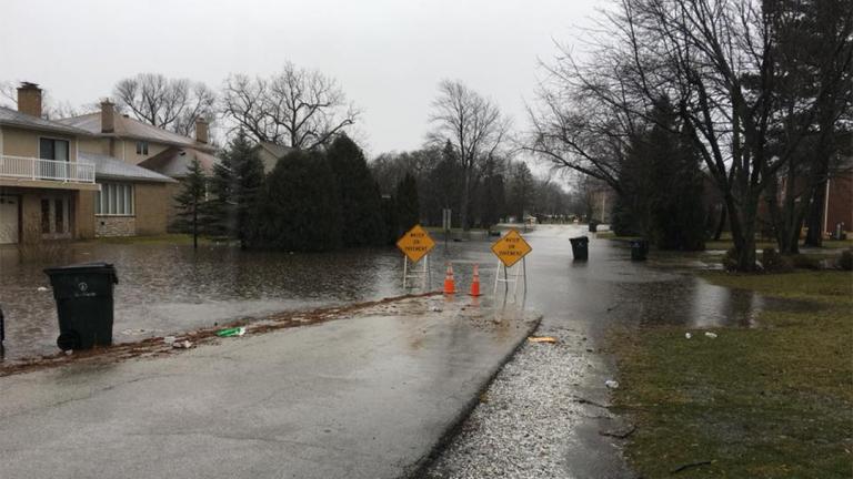 Flooding in suburban Glenview on Feb. 20. (Chicagoland Flood Forum / Facebook)