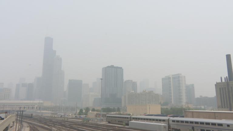 A smoky haze settles over Chicago due to Canadian wildfires on June 27, 2023. (Paris Schutz / WTTW News)