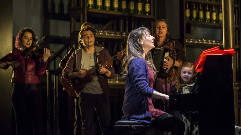 Tiffany Topol, seated, and, from left: Cassidy Stirtz, Nik Kmiecik, Jeanne T. Arrigo and Everleigh Murphy. (Photo credit: Liz Lauren)