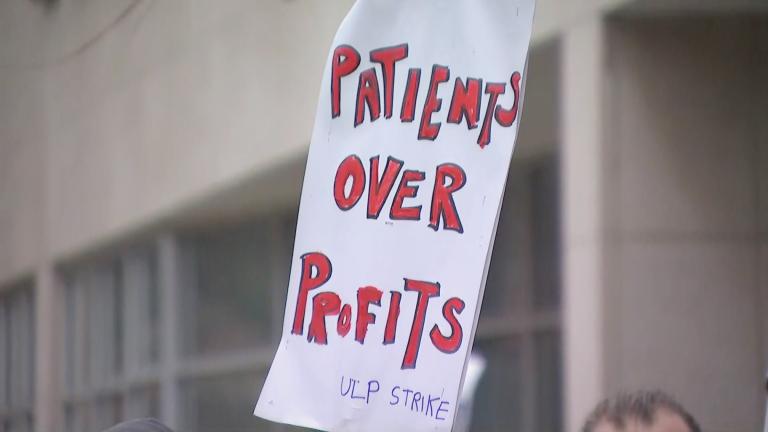 Workers at Howard Brown Health strike on Jan. 4, 2023. (WTTW News)