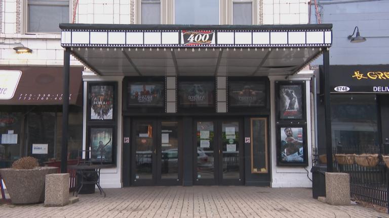 The New 400 Theaters is facing closure in Rogers Park. (WTTW News)