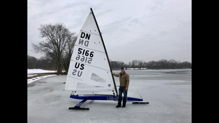Chris Berger shows us his DN ice boat. Chris Berger shows us his DN ice boat.
