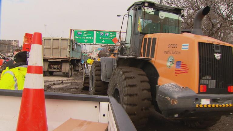 Construction along the Jane Byrne Interchange (WTTW News)