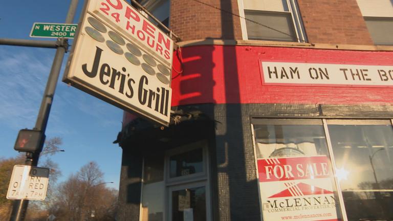 Jeri’s Grill in Lincoln Square is one of many restaurants in Chicago that have closed during the pandemic. (WTTW News)