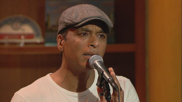 Jon Secada performs on "Chicago Tonight."