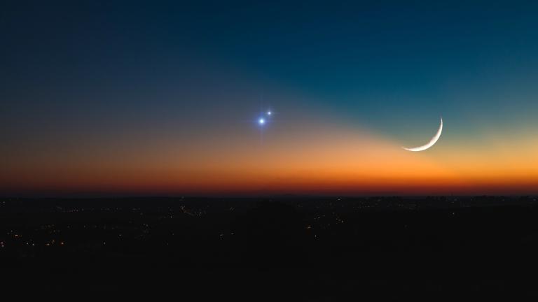 Jupiter outshining Saturn during a spectacular meeting in 2020. (m-gucci / iStock)