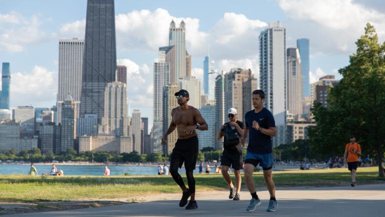 Chicago lakefront on a summer day. (Michael Izquierdo / WTTW News)