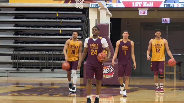 The Loyola Ramblers get ready for their Sweet 16 matchup in March 2018. (WTTW News)