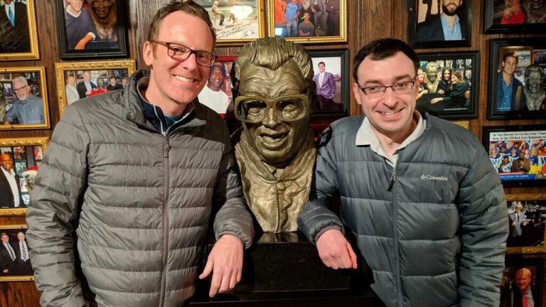 Cubs and White Sox broadcasters Len Kasper (left) and Jason Benetti recently had a meeting of the minds at Harry Caray’s restaurant. (@LenKasper / Twitter) 