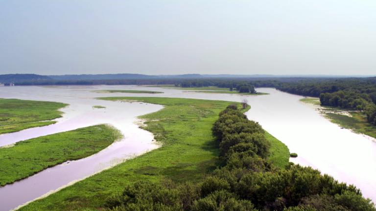 The Mississippi River from the air, as seen in Geoffrey Baer’s new special, “Beyond Chicago from the Air.” (WTTW News)