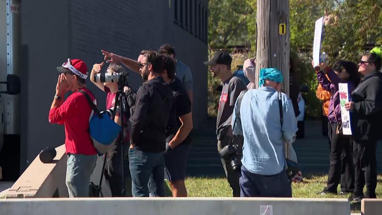 Protesters gather outside an ICE facility in Broadview, Ill. (WTTW News)