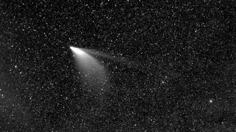 NASA’s Parker Solar Probe shows greater detail in the twin tails of comet NEOWISE, as seen on July 5, 2020. The lower, broader tail is the comet’s dust tail, while the thinner, upper tail is the comet’s ion tail. (NASA / Johns Hopkins APL / Naval Research Lab / Parker Solar Probe /Guillermo Stenborg)