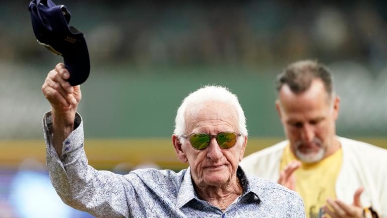 Milwaukee Brewers radio announcer Bob Uecker tips his cap before a baseball game between the Milwaukee Brewers and the Miami Marlins, July 28, 2024, in Milwaukee. (AP Photo / Aaron Gash)