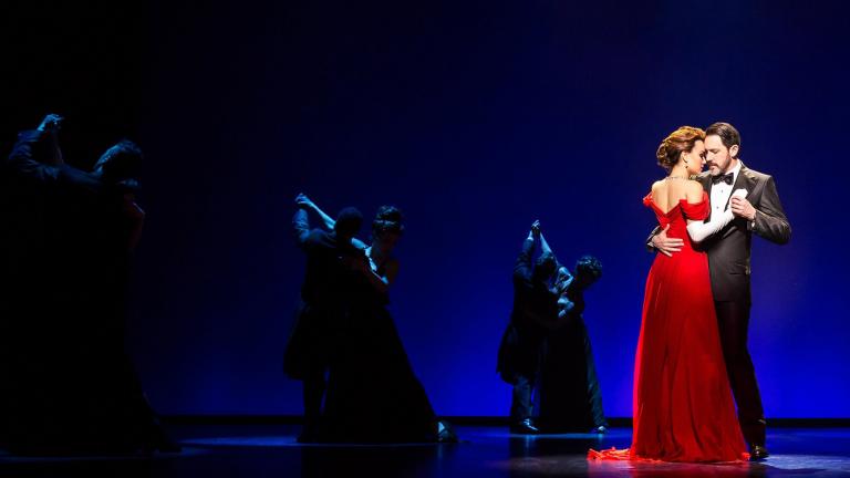 Samantha Barks and Steve Kazee in the world premiere engagement of “Pretty Woman: The Musical” at Chicago’s Oriental Theatre. (Photo by Matthew Murphy)