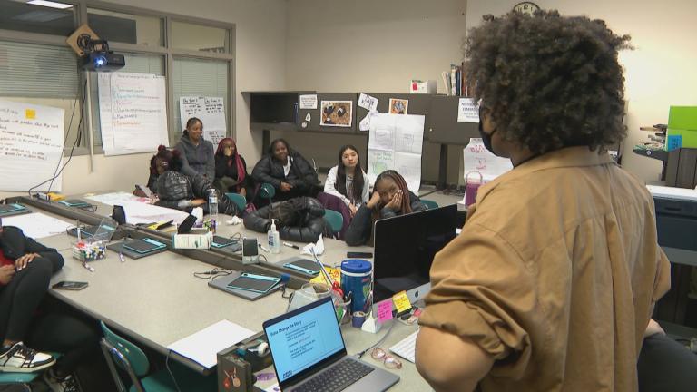 At the Gallery 37 Center for the Arts, Project Unloaded helps teens educate their peers on the risks of having a gun. (WTTW News)