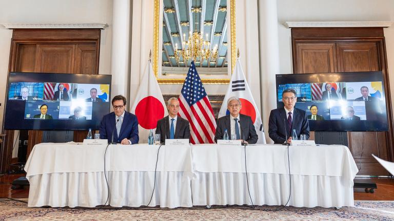 Ambassador Rahm Emanuel and officials from IBM and Japanese universities announce a new quantum education and research program. (Credit: U.S. Embassy in Japan)