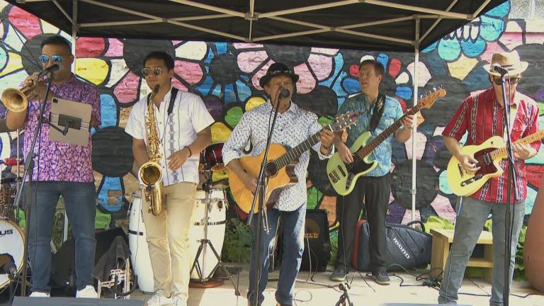 Radio Free Honduras plays in Little Village. (WTTW News)