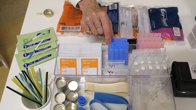 Supplies are shown on a desk at Safer Inside, a realistic model of a safe injection site in San Francisco, Aug. 29, 2018. (AP Photo / Eric Risberg, File)