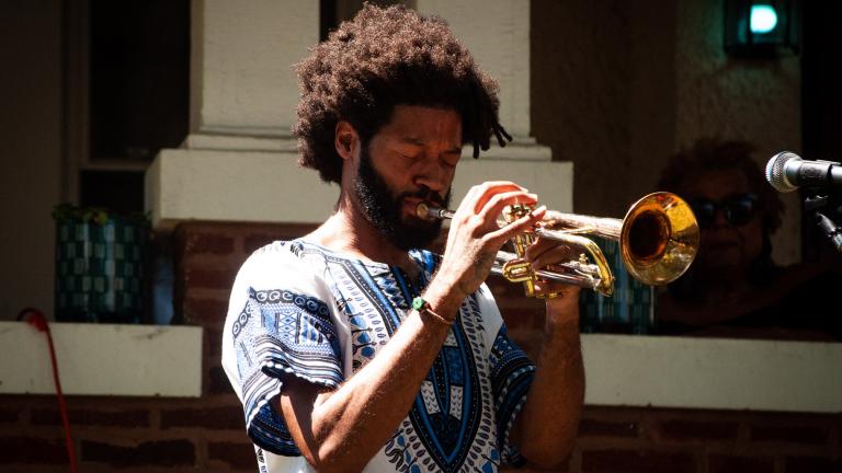 Sam Trump performs Saturday, Aug. 22, 2020 at Back Alley Jazz. (Grace Del Vecchio / WTTW News)