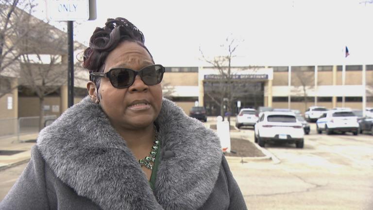 Shapearl Wells speaks to WTTW News near the site of her son’s murder in 2016. (WTTW News)