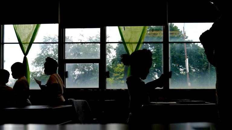 Students attend a class at Chalmers Elementary school in Chicago, Wednesday, July 13, 2022. (AP Photo / Nam Y. Huh)