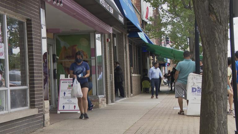 Suburban shoppers take advantage of reopening businesses on Friday, May 29, 2020. (WTTW News)