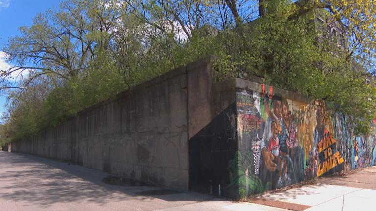 A mural in Chicago's Bronzeville community. File photo. (WTTW News)