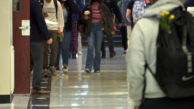A public health advisory from the U.S. Surgeon General’s office details how the pandemic has disrupted the lives of children, teens and young adults — causing them to inherit anxiety, depression and suicidal thoughts. (WTTW News)