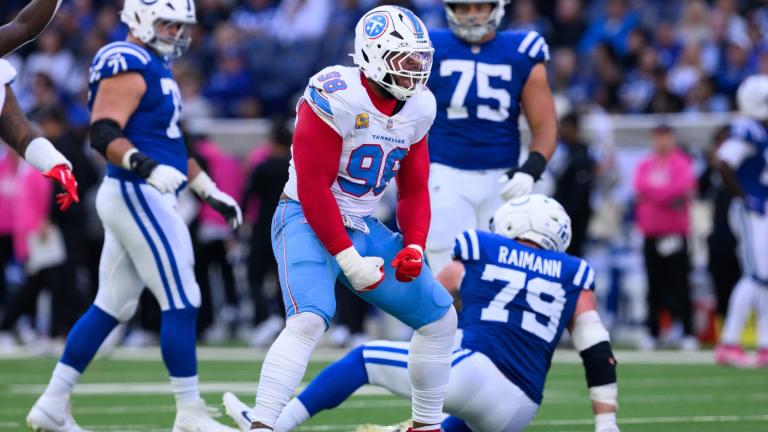  Tennessee Titans defensive tackle Jeffery Simmons (98) celebrates a sack during an NFL football game against the Indianapolis Colts in Indianapolis, Sunday, Oct. 18, 2026. (AP Photo / Zach Bolinger, File)