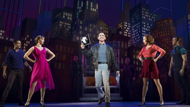 Santino Fontana, center, in “Tootsie.” Also pictured, from left: Drew King, Leslie Donna Flesner, Sissy Bell and John Arthur Greene. (Photo by Julieta Cervantes)