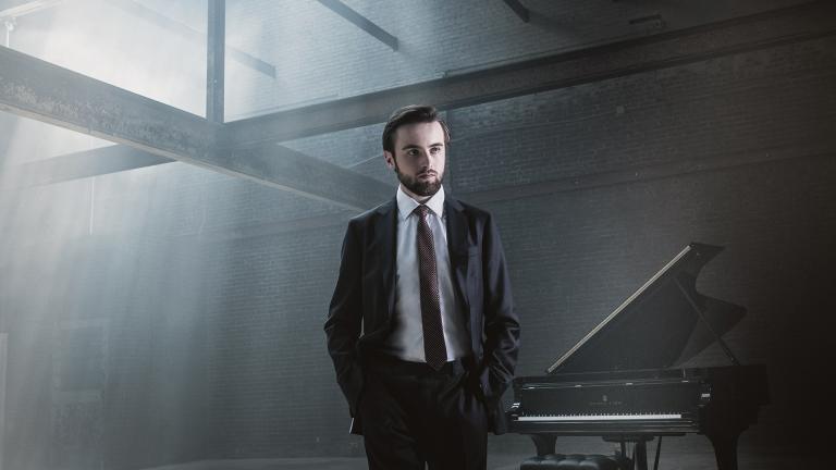 Pianist Daniil Trifonov (Credit: Dario Acosta)