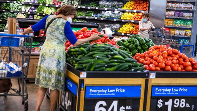 People buy groceries at a Walmart Superstore in Secaucus, New Jersey, July 11, 2024. (AP Photo / Eduardo Munoz Alvarez, File)
