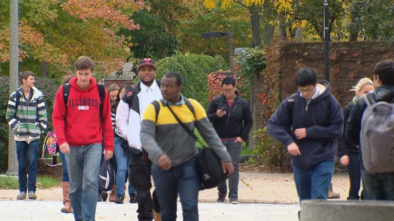 College campuses across the state with the return of in-person classes and activities after more than a year. (WTTW News) College campuses across the state with the return of in-person classes and activities after more than a year. (WTTW News)
