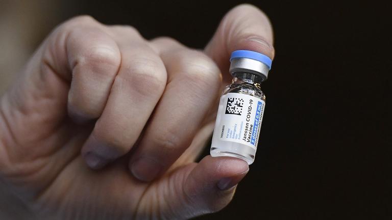 In this March 3, 2021, file photo, Johnson & Johnson COVID-19 vaccine is held by pharmacist Madeline Acquilano at Hartford Hospital in Hartford, Conn. (AP Photo / Jessica Hill, File)