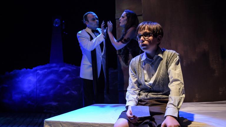 From left: Kevin Webb, Mikaela Sullivan and Leo Spiegel in Black Button Eyes Productions’ Chicago premiere of “Whisper House.” (Photo by Evan Hanover)