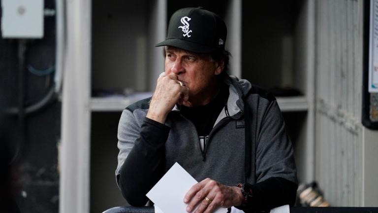 Chicago White Sox manager Tony La Russa looks to the field from the dugout before a baseball game against the Texas Rangers in Chicago, June 10, 2022. (AP Photo / Nam Y. Huh, File)