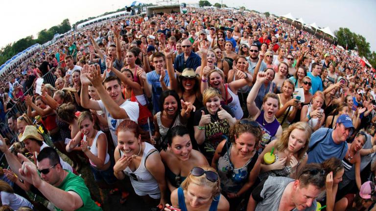 Head to Naperville for fireworks and finger-licking food. (Naperville Ribfest / Facebook)