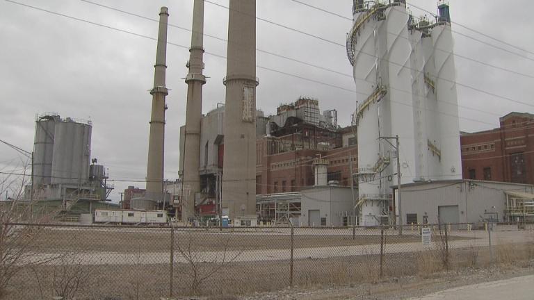 A decommissioned generating station in Waukegan is pictured in a file photo. (WTTW News)
