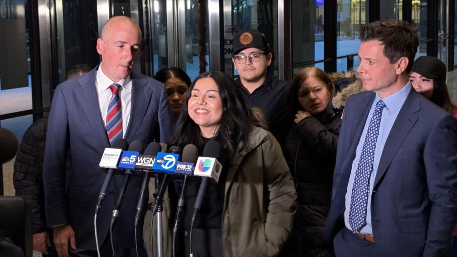 Marimar Martinez speaks in the Dirksen Federal Building after her federal charges were dismissed on Nov. 20, 2025. (Matt Masterson / WTTW News)