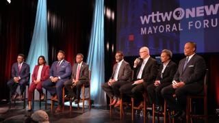 Candidates at the WTTW News mayoral forum. (Michael Izquierdo)