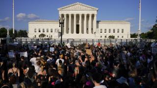 Protesters fill the street in front of the Supreme Court after the court’s decision to overturn Roe v. Wade in Washington, June 24, 2022. (AP Photo / Jacquelyn Martin)