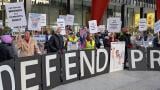 A group of anti-Immigration and Customs Enforcement protesters gathered in Federal Plaza on Nov. 12, 2025. (Matt Masterson / WTTW News)