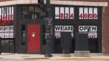 A business in Edison Park on Chicago’s Northwest Side tries to catch the attention of passersby during the pandemic. (WTTW News) A business in Edison Park on Chicago’s Northwest Side tries to catch the attention of passersby during the pandemic. (WTTW News)