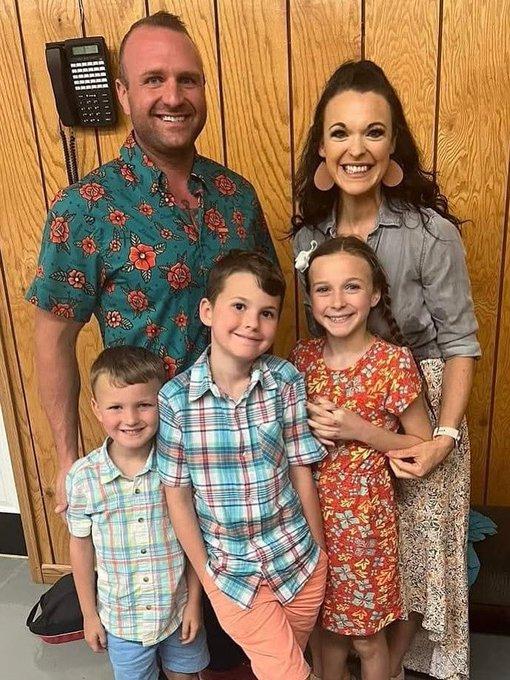 Darren Bailey’s son Zachary, daughter-in-law, Kelsey, and two grandchildren, 12-year-old Vada Rose and 7-year-old Samuel, died when the helicopter. The couple’s 10-year-old son, Finn, center, was not on board at the time. (Courtesy Bailey campaign)