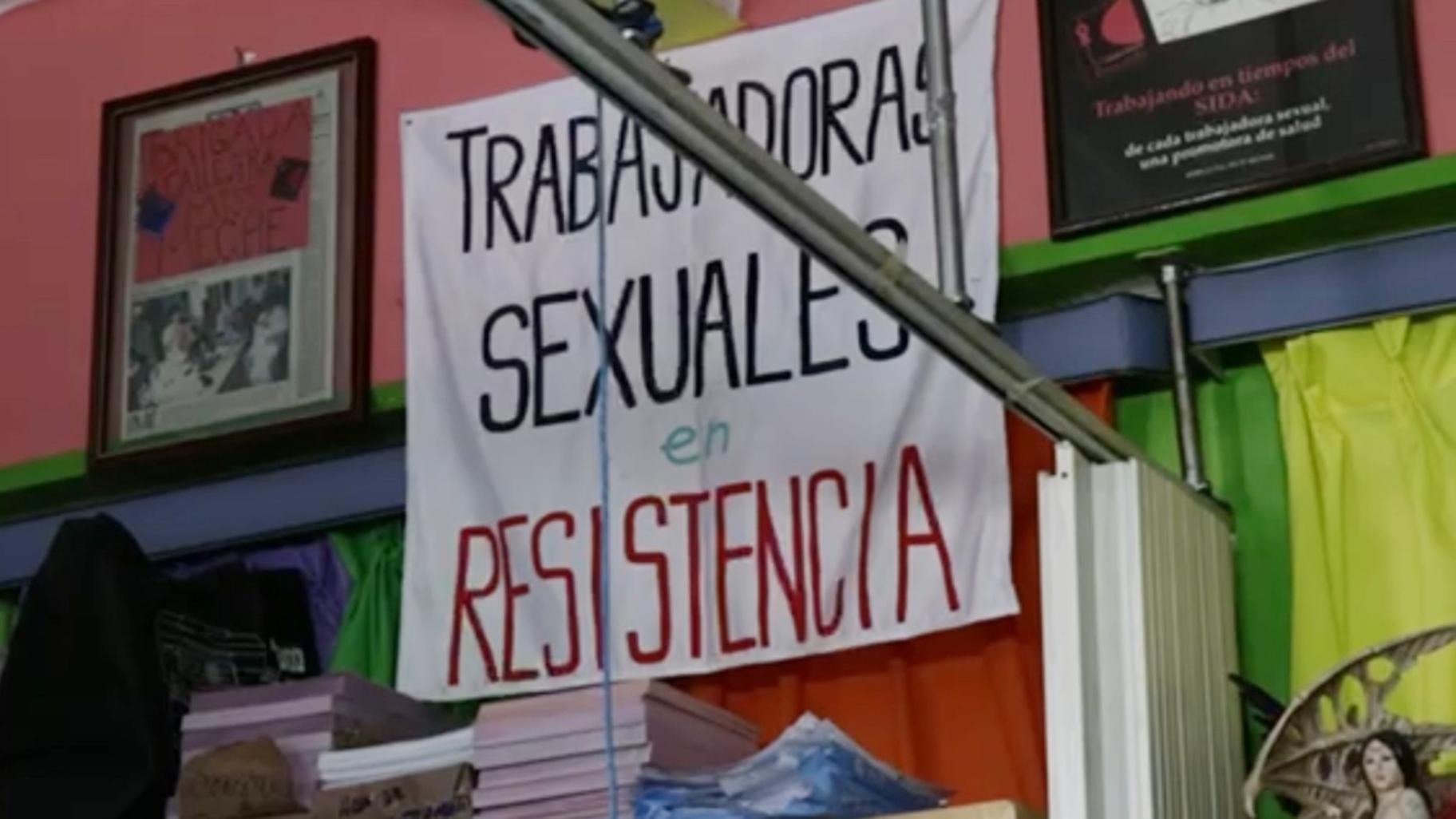 A sign at Brigada Callejera de Apoyo a la Mujer that reads, “Sex Workers in Resistance.” (Medill School of Journalism)