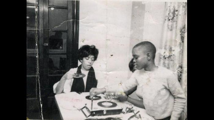 Spinning 45s in my mom's house. (Courtesy L.A. Reid)